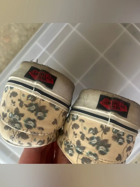 Vans x The Shining Grady Twins Slip-Ons - Picture 2 of 5